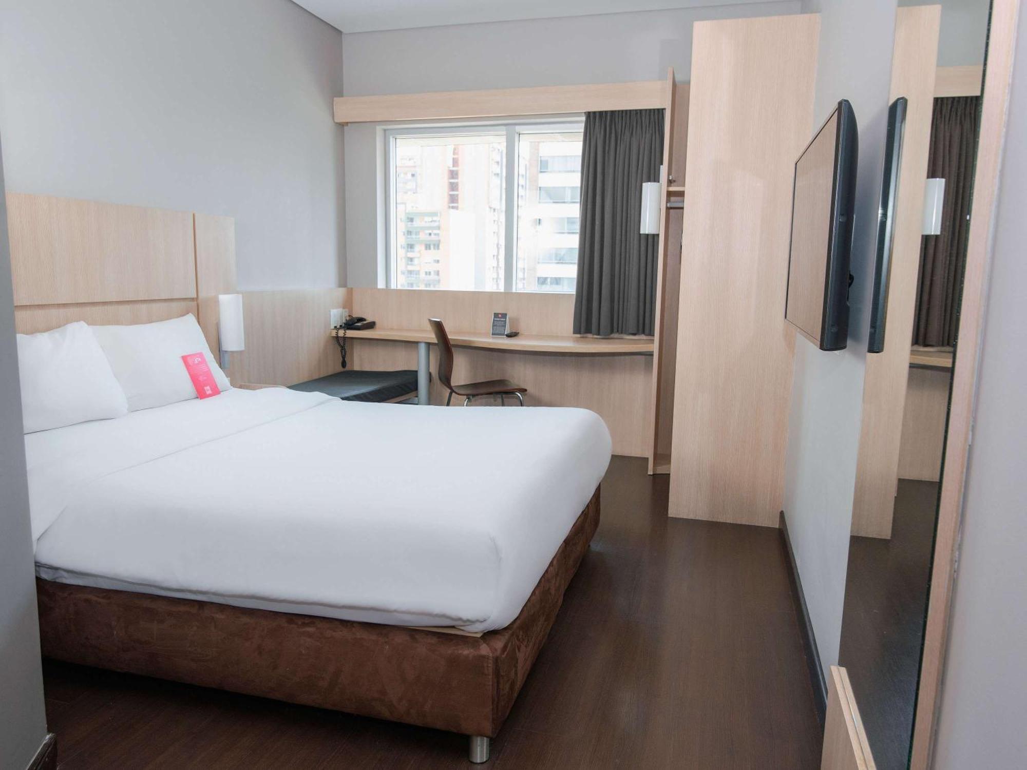 Hotel Ibis Medellín Zewnętrze zdjęcie