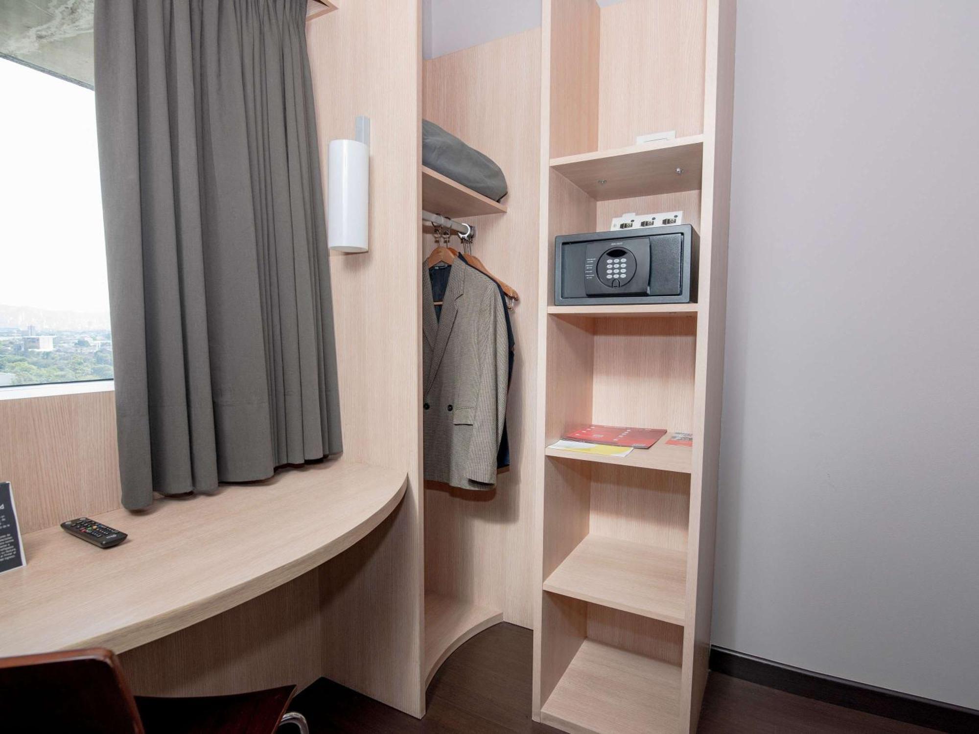 Hotel Ibis Medellín Zewnętrze zdjęcie